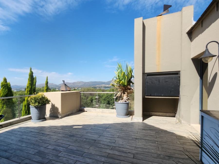 To Let 4 Bedroom Property for Rent in Leloko Lifestyle Estate North West